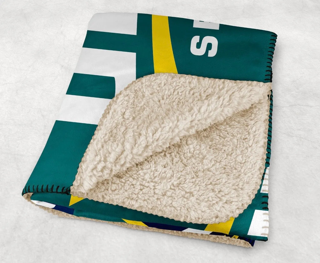 UNC Wilmington Blanket - Go Seahawks Sherpa Blanket 60" x 80" | Gifts and Merchandise | Festive Fit Home